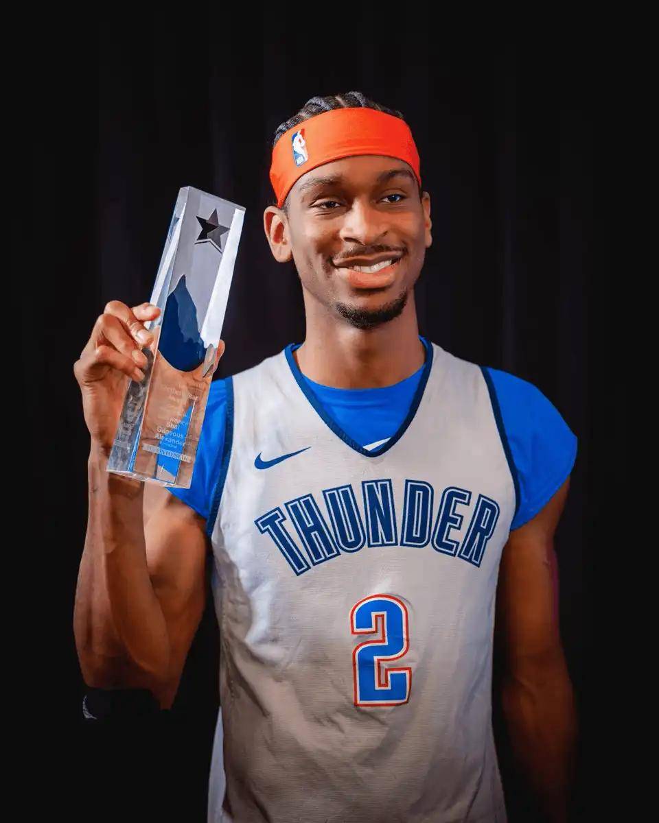 世界杯选手发挥出色，荣膺最佳MVP的简单介绍