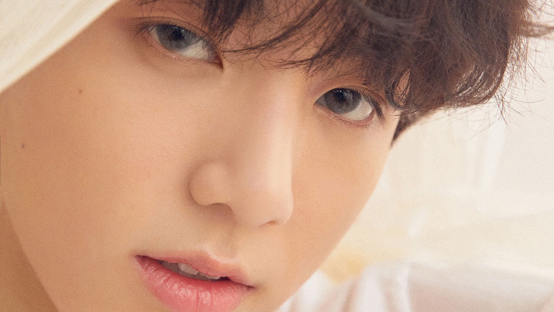 防线诗人阿劳霍，当领袖气质遇上橙衣血拼