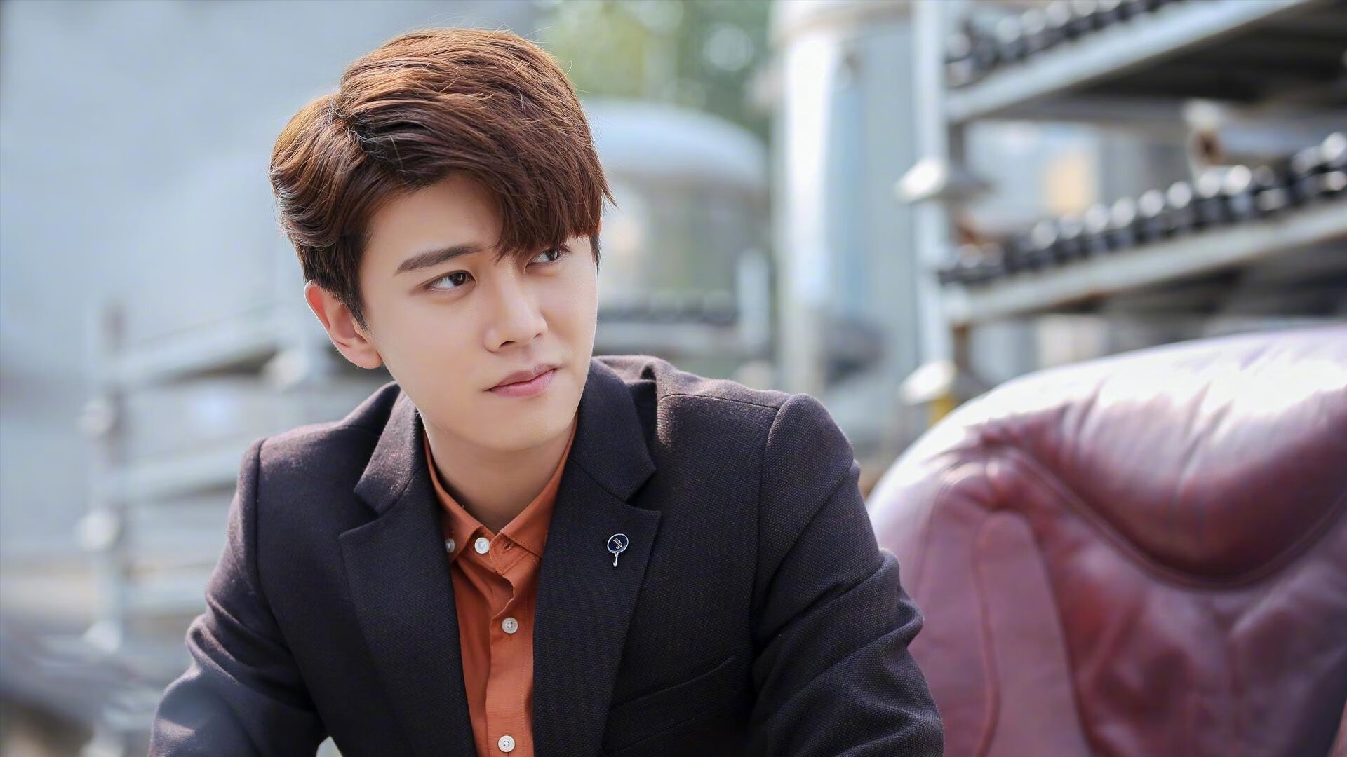 国境与旗帜之间，卡瓦哈尔扛起双重山河