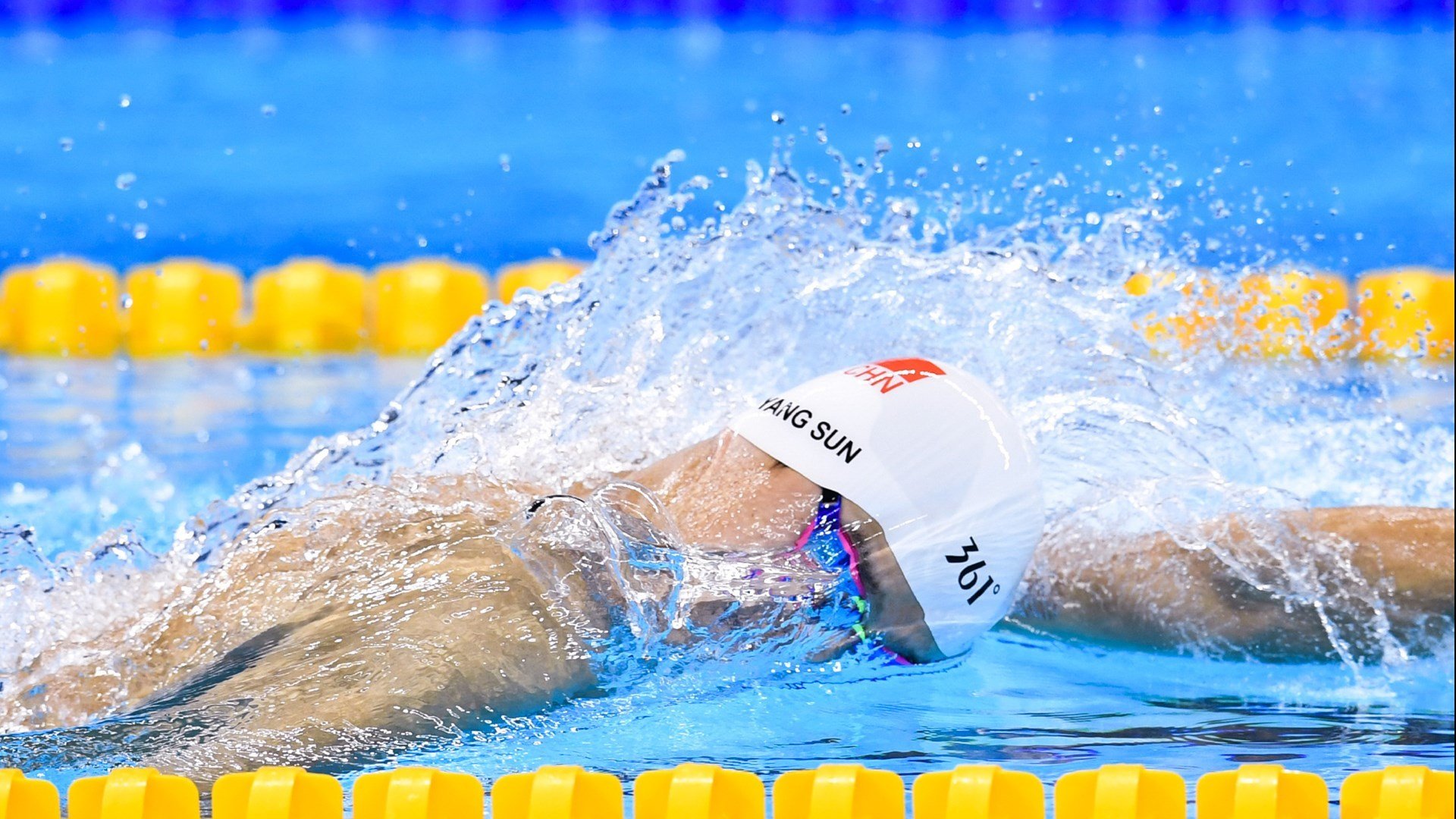 跨界风暴，步行者压哨胜骑士，武切维奇F1揭幕战上演速度与激情