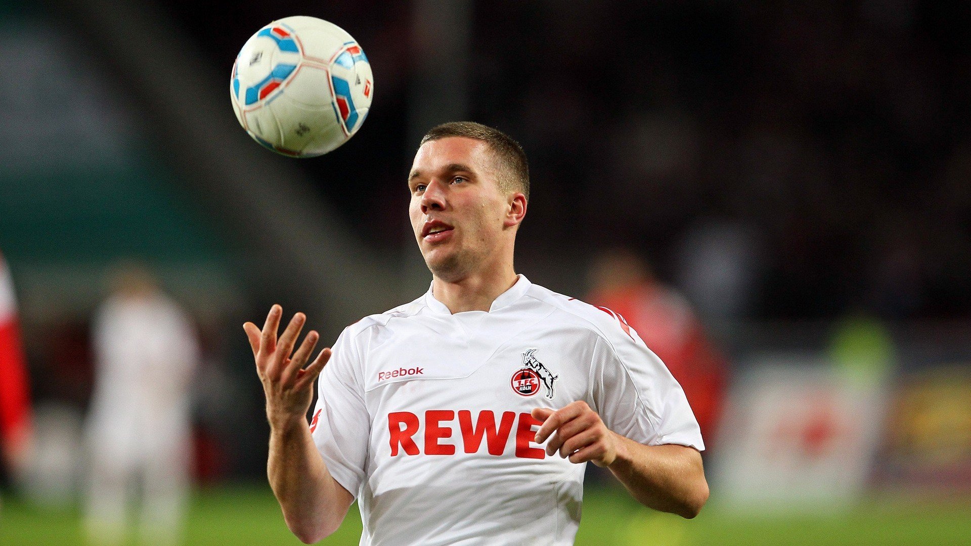 托尼·威廉姆斯，撕裂南非防线的威尔士幽灵